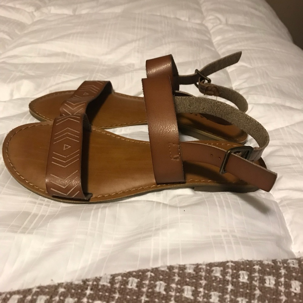 Sandals - Picture 2 of 2